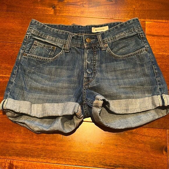 H&M Blue Jean Shorts Cuffed Hem Size 6 - Picture 2 of 7